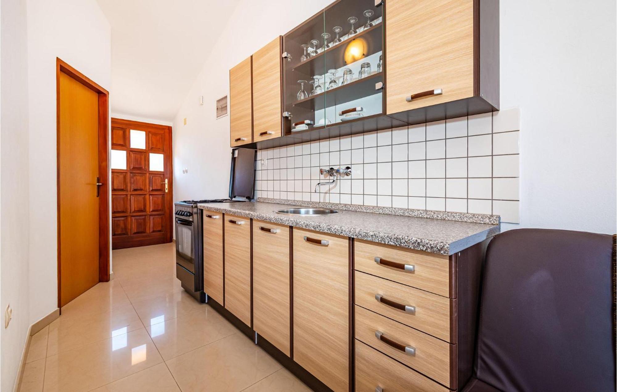 2 Bedroom Amazing Apartment In Nevidane Exterior photo